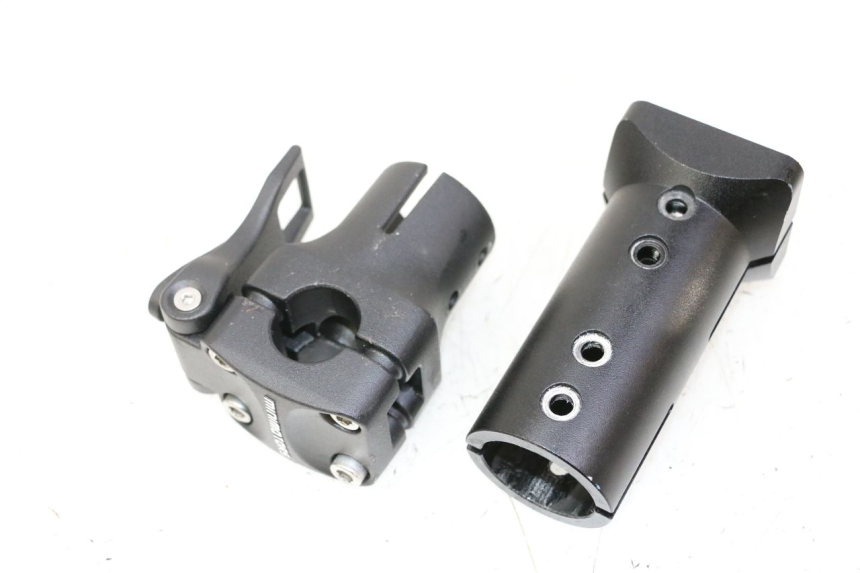 photo de HANDLEBAR CLAMP DUALTRON MINI SPECIAL 1 - Technical close-up