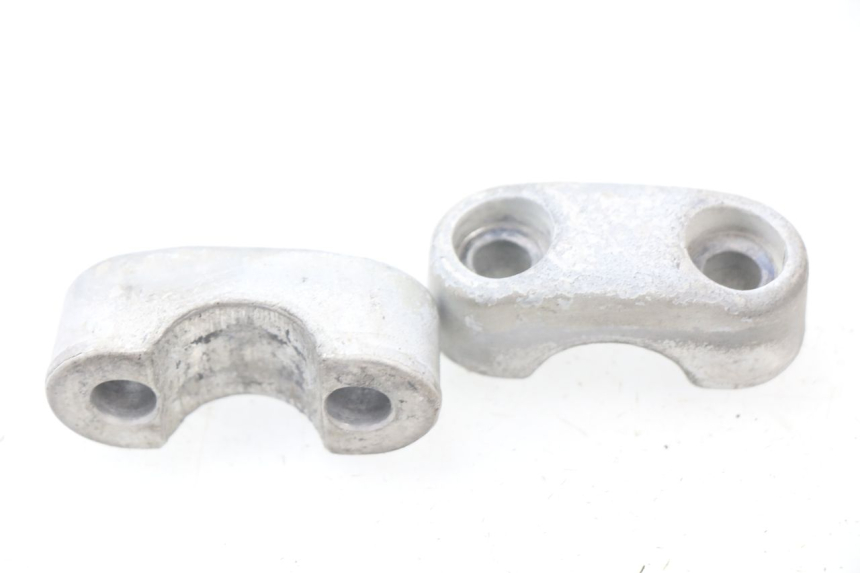 photo de HANDLEBAR RISERS CAGIVA NAVIGATOR 1000 (2000 - 2005) - Zoom on usage condition