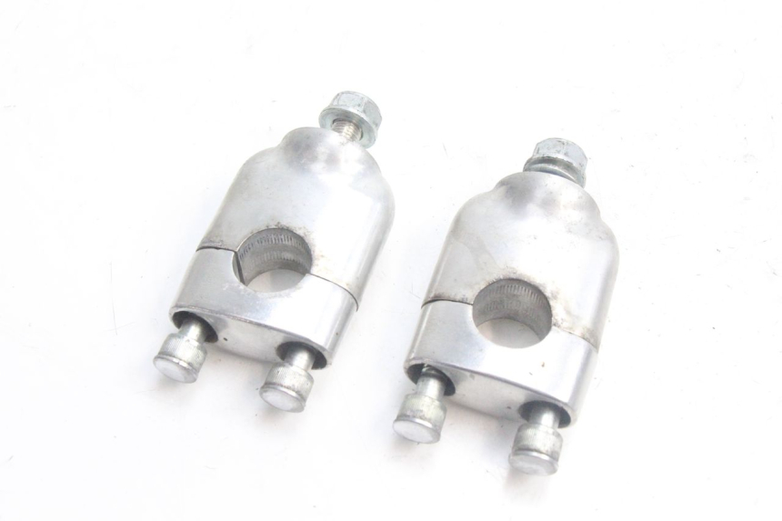 photo de HANDLEBAR RISERS HONDA PCX (JF28) 125 (2009 - 2011) - Zoom on usage condition