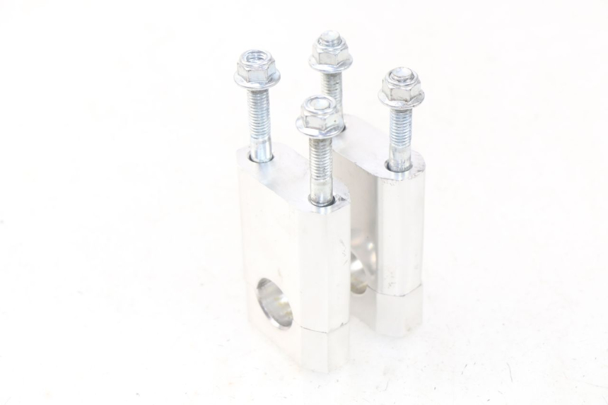 photo de HANDLEBAR RISERS MINI MX ROOKIE 125 - Component detail