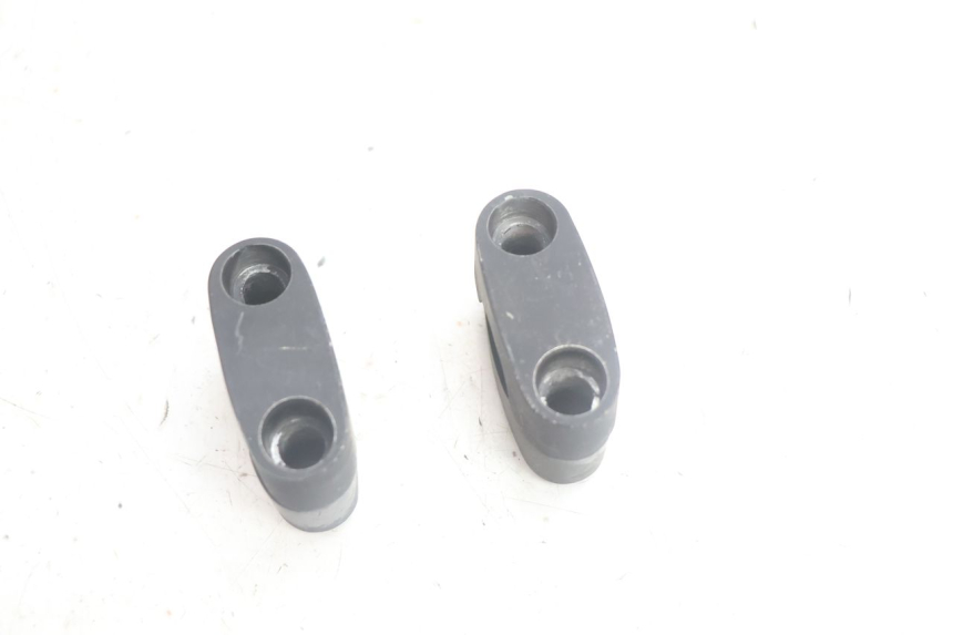 photo de HANDLEBAR RISERS MASH SEVENTY FIVE 125 (2013 - 2021) - Component detail