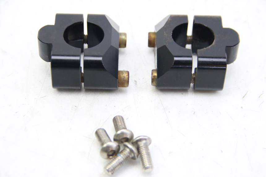 photo de HANDLEBAR RISER APRILIA SX 50 (2011 - 2017) - Technical close-up