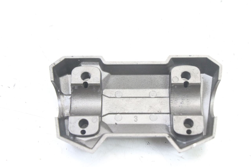 photo de HANDLEBAR RISER SYM JET 14 4T 50 (2018 - 2022) - Zoom on usage condition