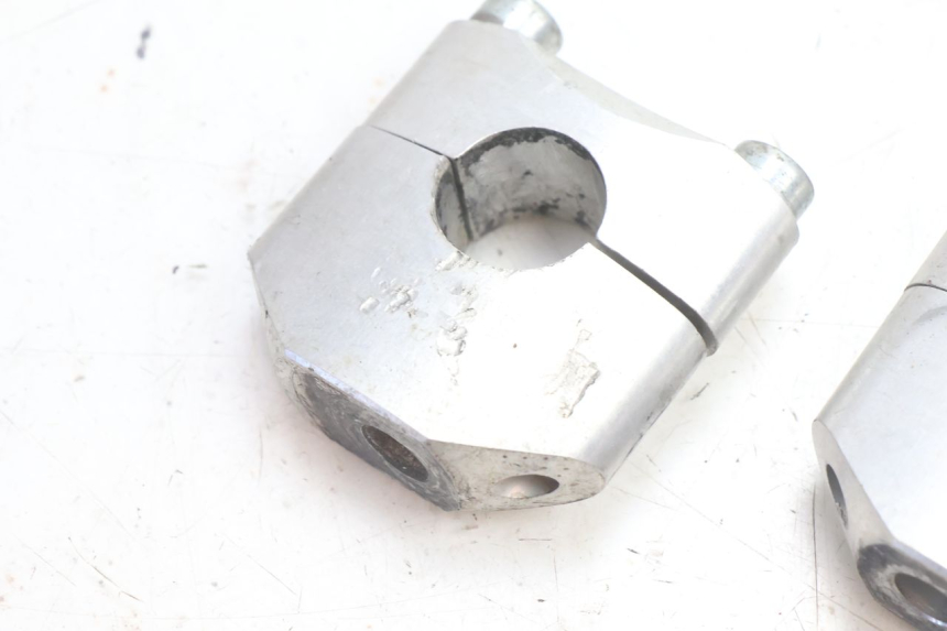 photo de HANDLEBAR RISERS HUSABERG TE 250 (2011 - 2014) - Component detail