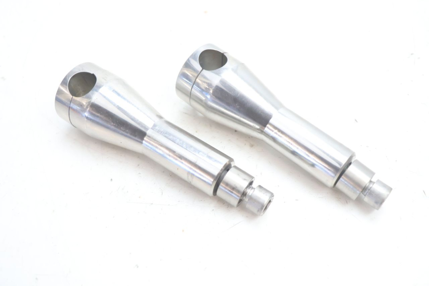 photo de HANDLEBAR RISERS BOOM TRIKE FUN 500 (2004 - 2010) - Alternative perspective