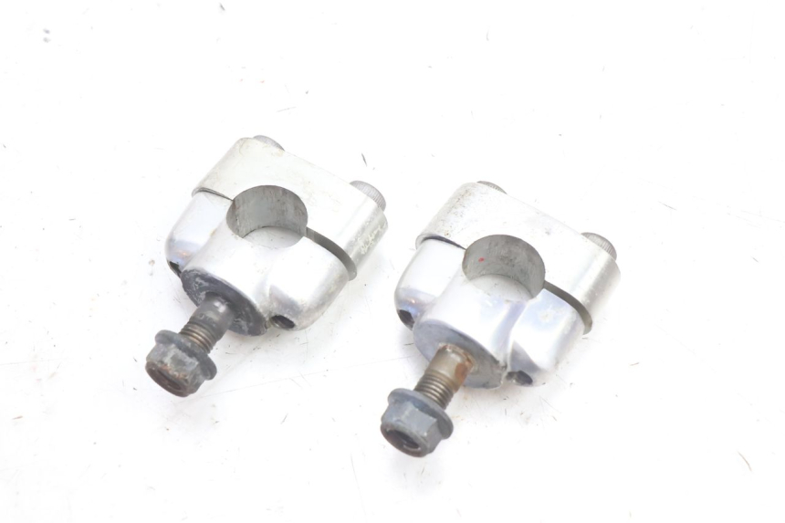 photo de HANDLEBAR RISERS YAMAHA XJR 1300 (1998 - 2002) - Main view