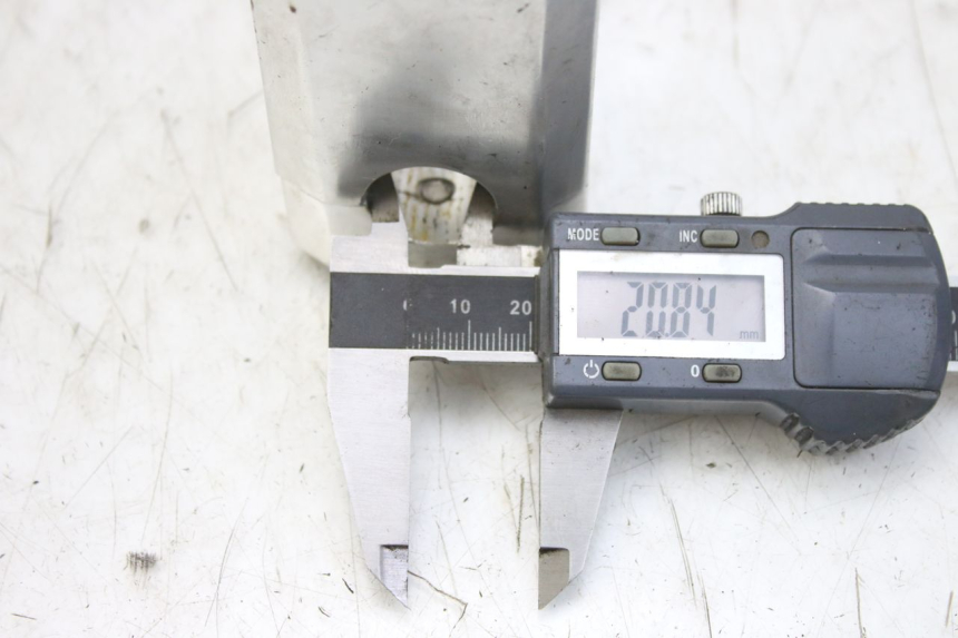 photo de HANDLEBAR RISER ZHEJIANG XMOTOS XB-81 50 - Component detail