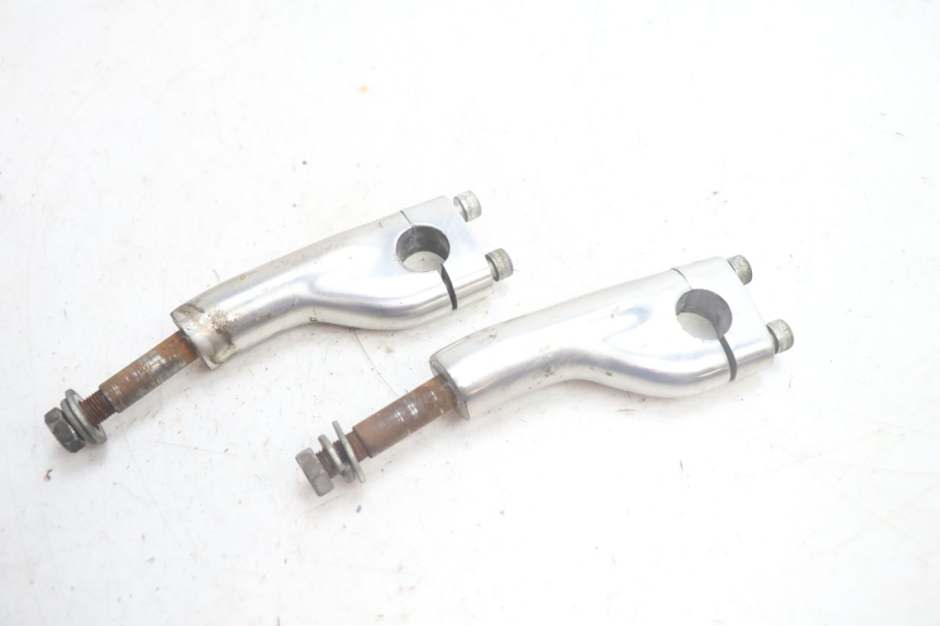 photo de HANDLEBAR RISERS YAMAHA XV VIRAGO 535 (1988 - 2004) - Component detail
