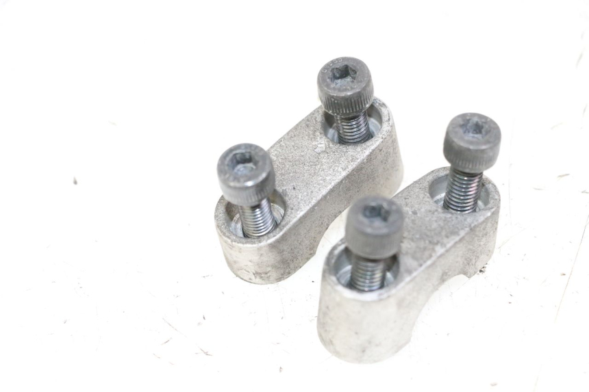 photo de HANDLEBAR RISERS YAMAHA YP X-MAX XMAX 400 (2014 - 2017) - Main view