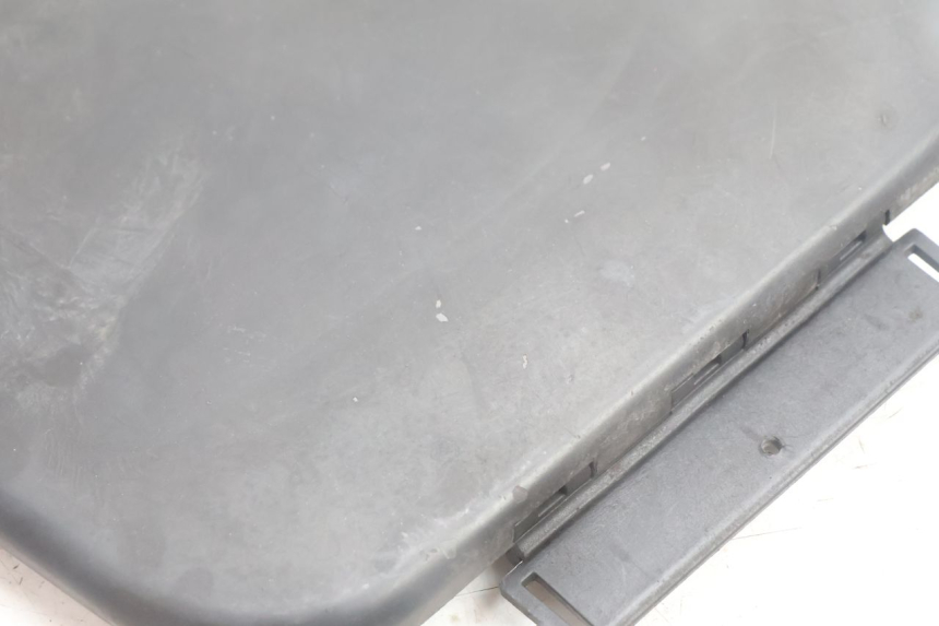 photo de GLOVEBOX DOOR BMW C1 125 (2000 - 2003) - Alternative perspective