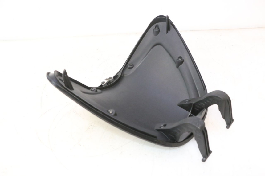 photo de GLOVEBOX DOOR PIAGGIO LIBERTY IGET 4T 50 (2015 - 2020) - Technical close-up