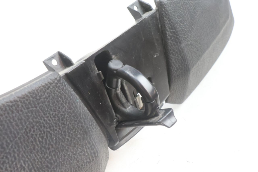 photo de GLOVEBOX DOOR PIAGGIO MP3 500 (2016 - 2018) - Surface and material condition