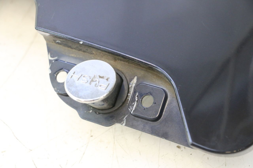 photo de GLOVEBOX DOOR KYMCO LIKE 4T 50 (2019 - 2025) - Checked used part