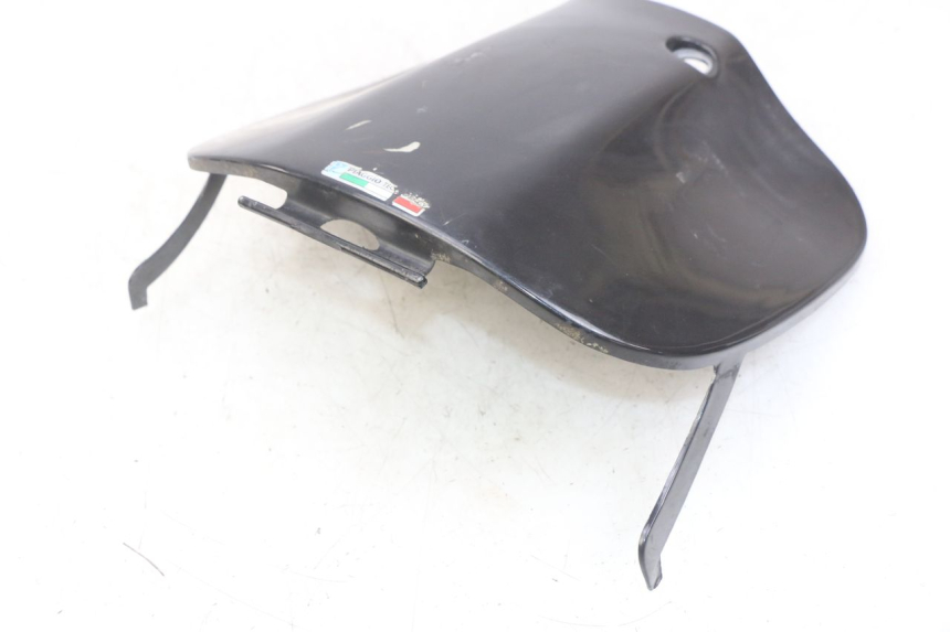 photo de GLOVE BOX DOOR APRILIA SCARABEO 100 (2003 - 2012) - Alternative perspective
