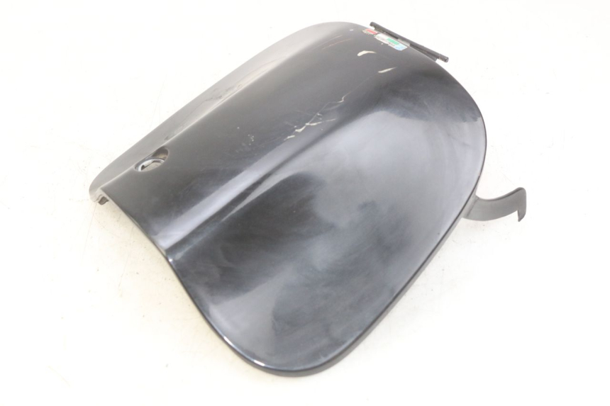 photo de GLOVE BOX DOOR APRILIA SCARABEO 100 (2003 - 2012) - Product overview