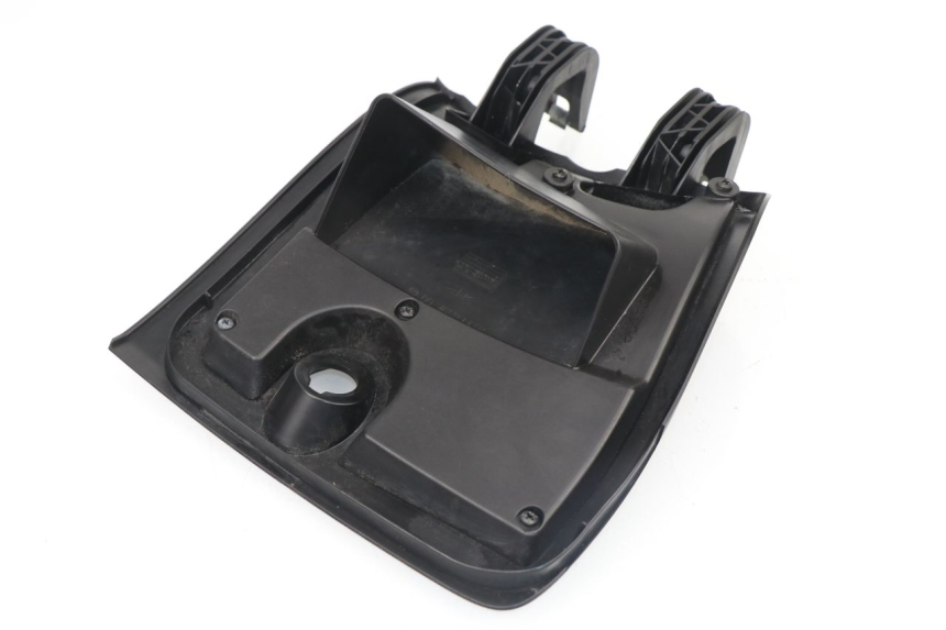 photo de GLOVEBOX DOOR MBK SKYCRUISER 125 (2006 - 2009) - Zoom on usage condition