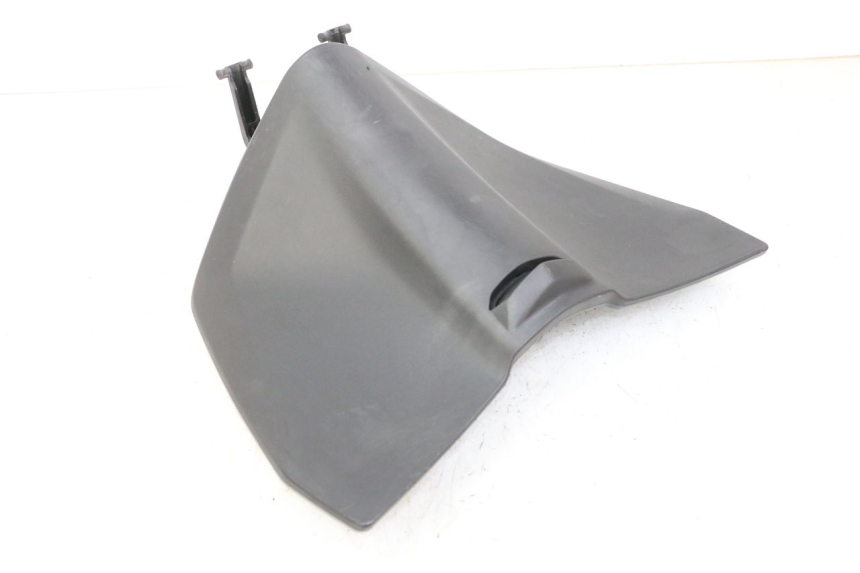 photo de GLOVEBOX DOOR APRILIA SXR 50 (2021 - 2023) - Zoom on usage condition