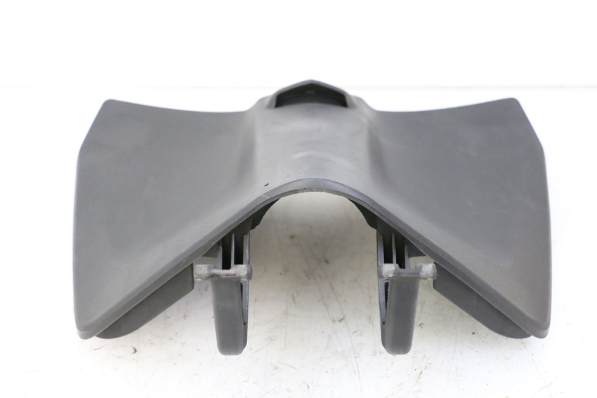 photo de GLOVEBOX DOOR APRILIA SXR 50 (2021 - 2023) - Technical close-up