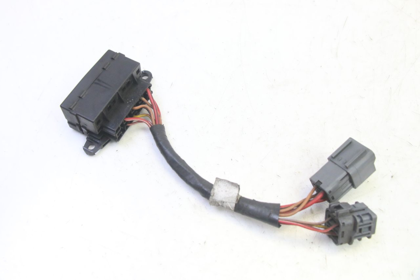 photo de FUSE BOX QUADRO 4 4D 350 (2015 - 2018) - Alternative perspective