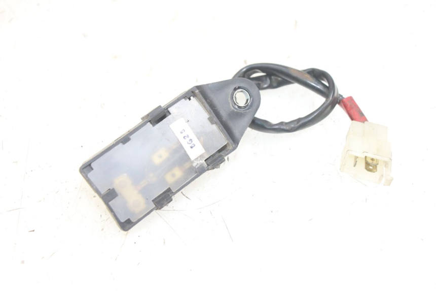 photo de FUSE HOLDER HONDA CA REBEL 125 (1995 - 2001) - Zoom on usage condition