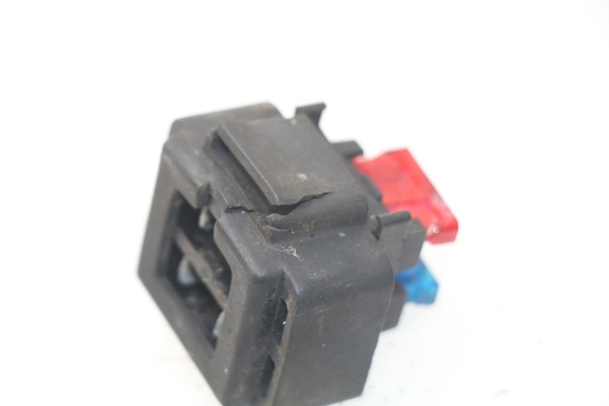 photo de FUSE BOX YAMAHA FJR ABS 1300 (2006 - 2012) - Component detail