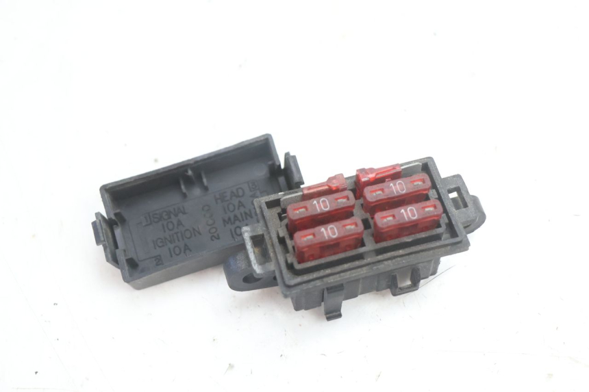 photo de FUSE BOX SUZUKI GSX F GSXF 750 (1988 - 1998) - Component detail