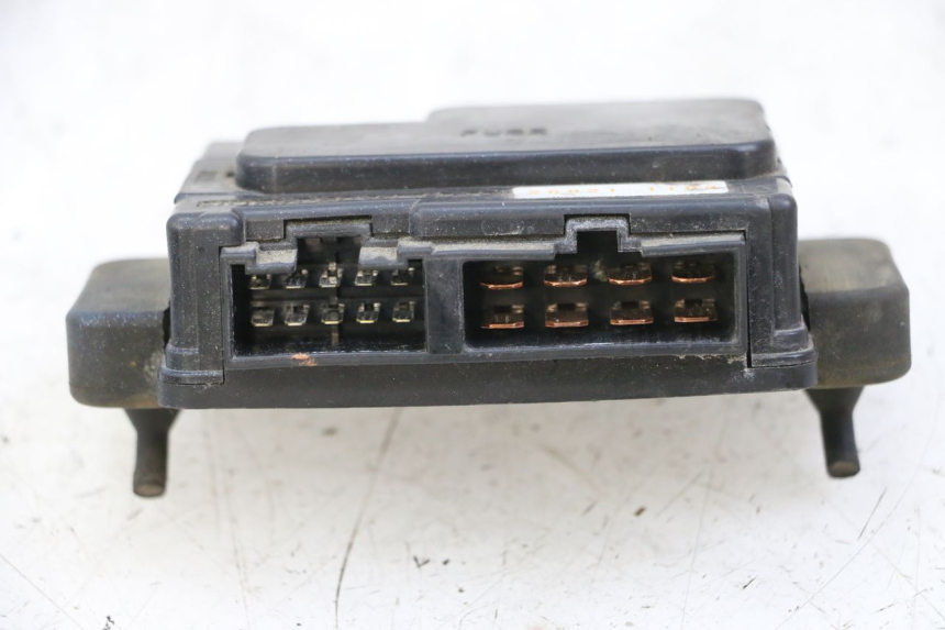 photo de FUSE HOLDER KAWASAKI ZR7 ZR-7 S 750 (1999 - 2004) - Alternative perspective