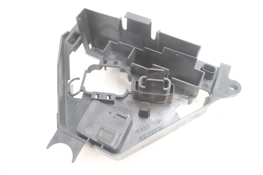 photo de FUSE BOX HARLEY DAVIDSON ROAD GLIDE FLTRXSE 1920 (2018 - 2022) - Alternative perspective