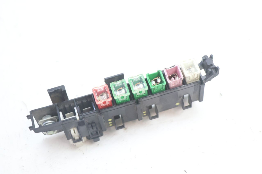 photo de FUSE BOX CAN-AM SPYDER RS 1000 (2008 - 2012) - Component detail
