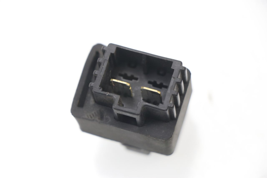 photo de FUSE BOX SUZUKI TU X TUX VOLTY 125 (1999 - 2001) - Zoom on usage condition