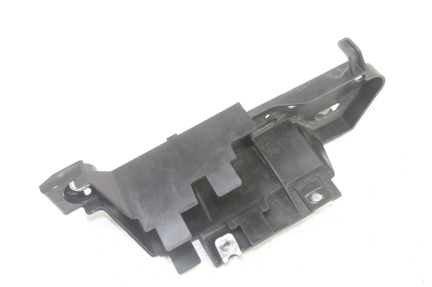 photo de FUSE BOX YAMAHA TRACER 7 700 (2020 - 2024) - Technical close-up