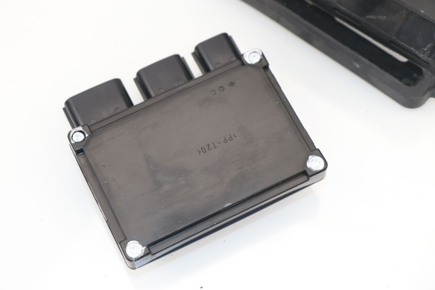 photo de FUSE BOX KAWASAKI Z800 Z ABS 800 (2013 - 2017) - Zoom on usage condition