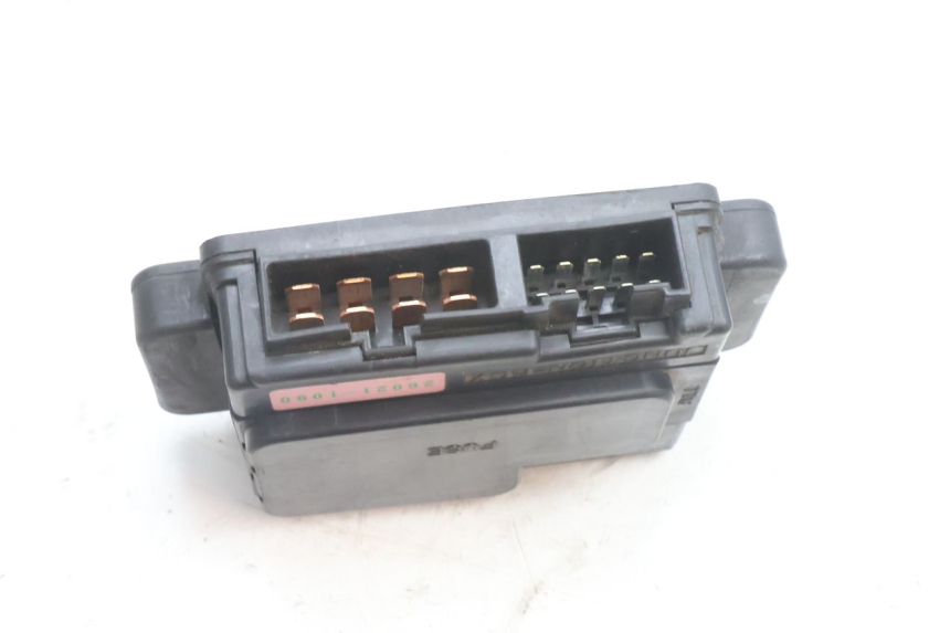 photo de FUSE HOLDER KAWASAKI ZZR 600 (1995 - 2004) - Surface and material condition