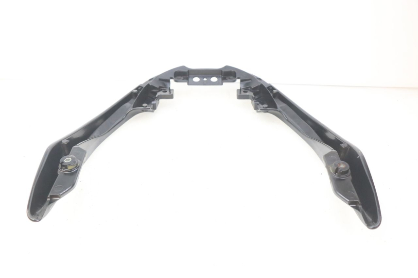 photo de LUGGAGE RACK SUZUKI AN BURGMAN 400 (2006 - 2010) - Fixing points details