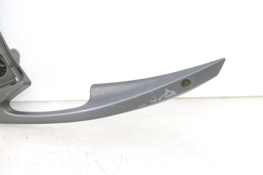 photo de LUGGAGE RACK APRILIA ATLANTIC S 125 (2010 - 2013) - Zoom on usage condition