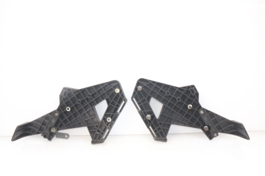 photo de LUGGAGE RACK YAMAHA FJ 3CX 1200 (1986 - 1996) - Alternative perspective