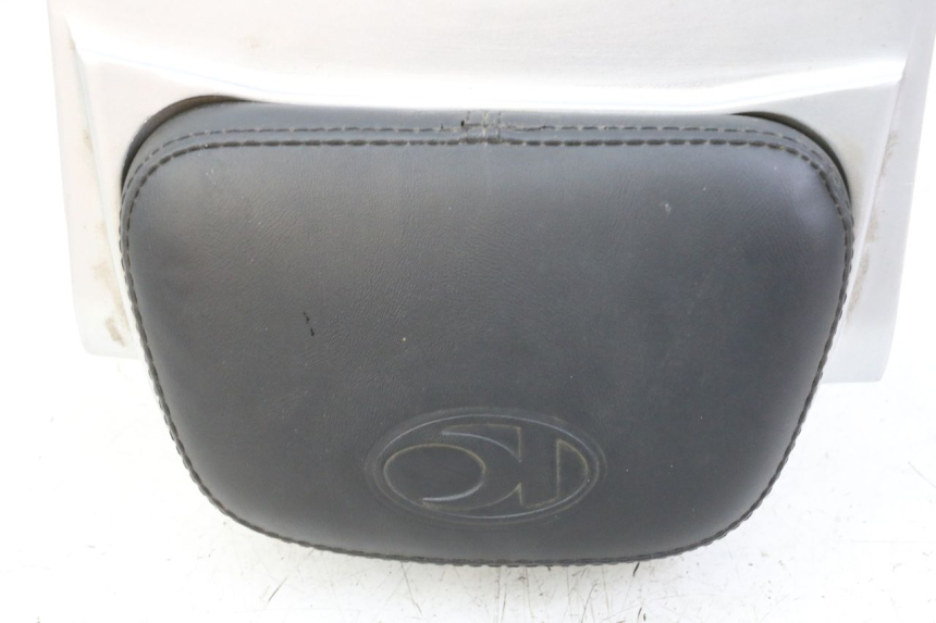 photo de LUGGAGE RACK KYMCO GRAND DINK 125 (2008 - 2014) - Zoom on usage condition