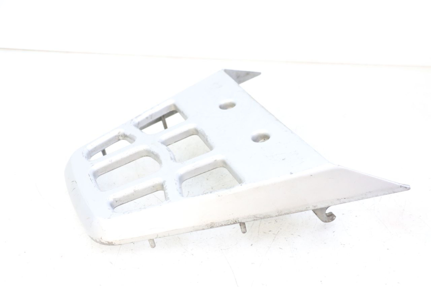 photo de LUGGAGE RACK DAELIM HISTORY 125 (2001 - 2002) - Fixing points details