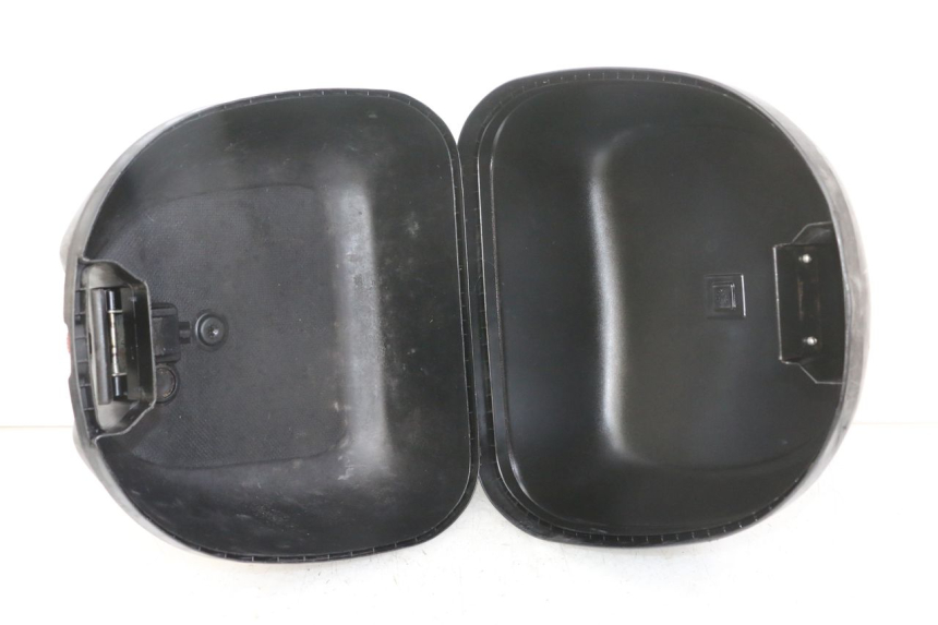 photo de LUGGAGE RACK HONDA SCV LEAD 100 (2003 - 2007) - Zoom on usage condition