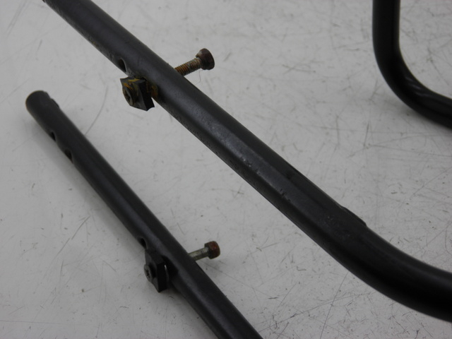 photo de LUGGAGE RACK HONDA VT C SHADOW 125 (1999 - 2007) - Zoom on usage condition