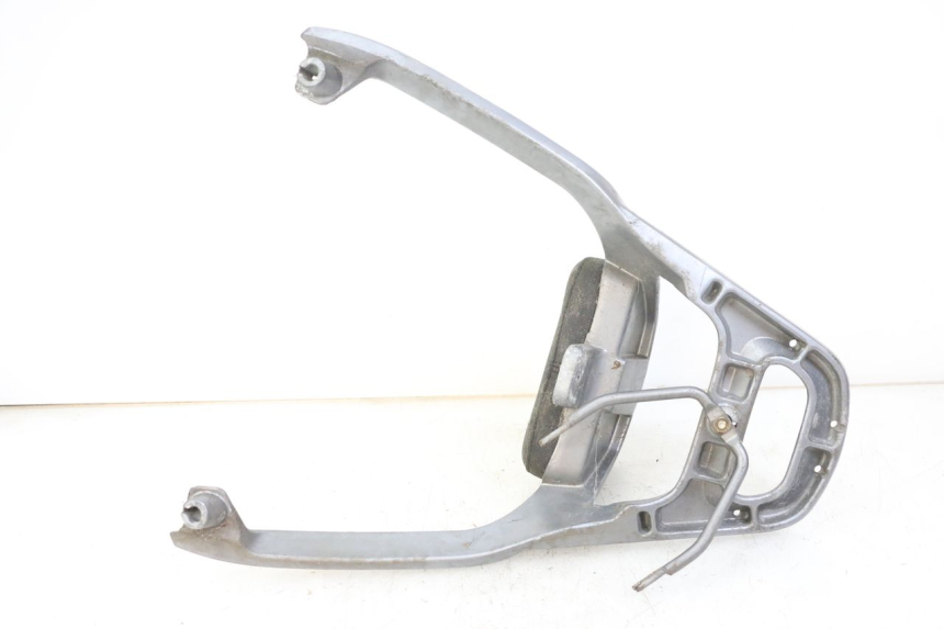 photo de LUGGAGE RACK KYMCO DINK 4T 50 (2007 - 2018) - Alternative perspective