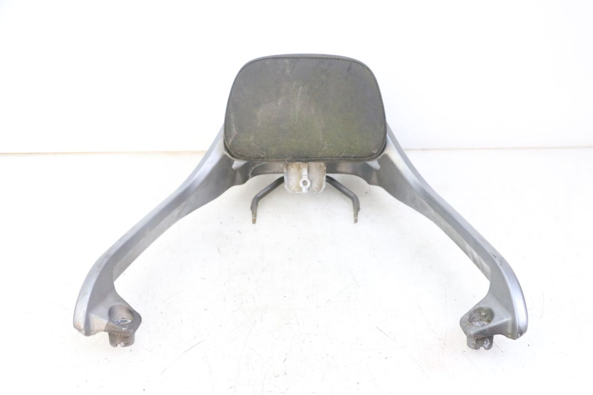 photo de LUGGAGE RACK KYMCO DINK 4T 50 (2007 - 2018) - Fixing points details