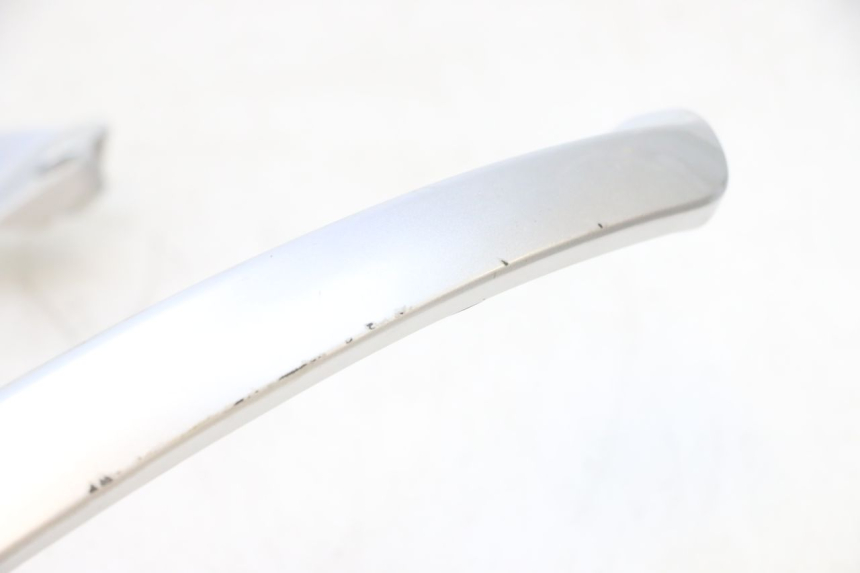 photo de LUGGAGE RACK PIAGGIO LIBERTY IGET 4T 50 (2015 - 2020) - Fixing points details