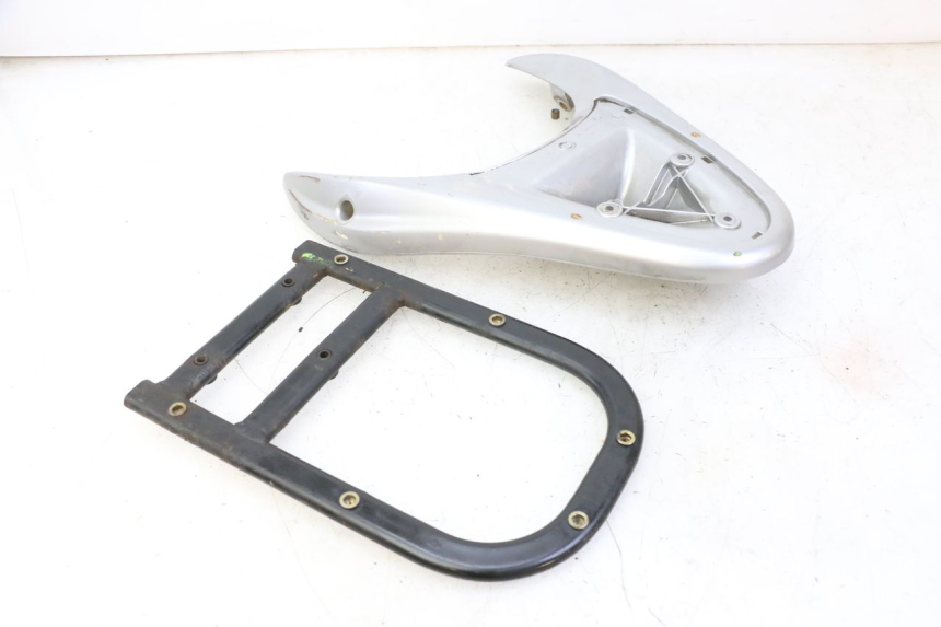 photo de LUGGAGE RACK PIAGGIO LIBERTY 125 (1998 - 2008) - Additional view of the item