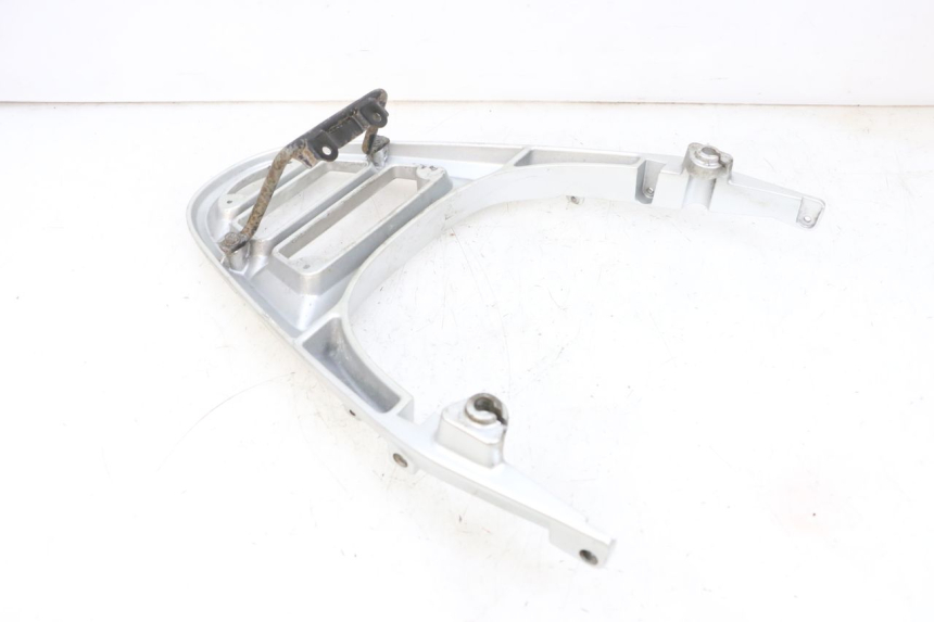 photo de LUGGAGE RACK KYMCO LIKE 125 (2009 - 2016) - Component detail