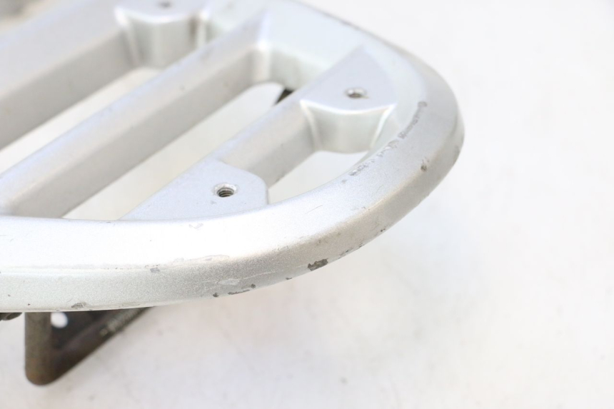 photo de LUGGAGE RACK KYMCO LIKE 125 (2009 - 2016) - Distinctive features