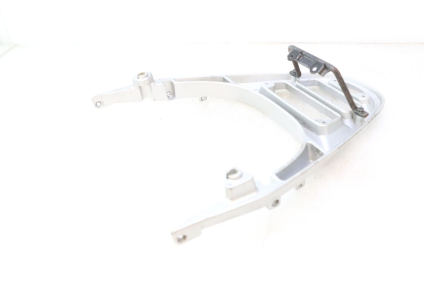 photo de LUGGAGE RACK KYMCO LIKE 125 (2009 - 2016) - Alternative perspective