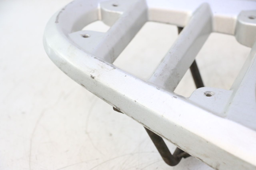 photo de LUGGAGE RACK KYMCO LIKE 125 (2009 - 2016) - Surface and material condition