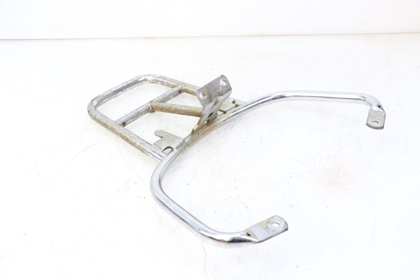 photo de LUGGAGE RACK PIAGGIO LXV 4T 50 (2009 - 2013) - Zoom on usage condition