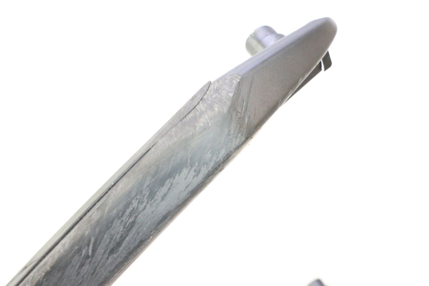 photo de LUGGAGE RACK PIAGGIO MP3 HPE 530 (2022 - 2026) - Alternative perspective